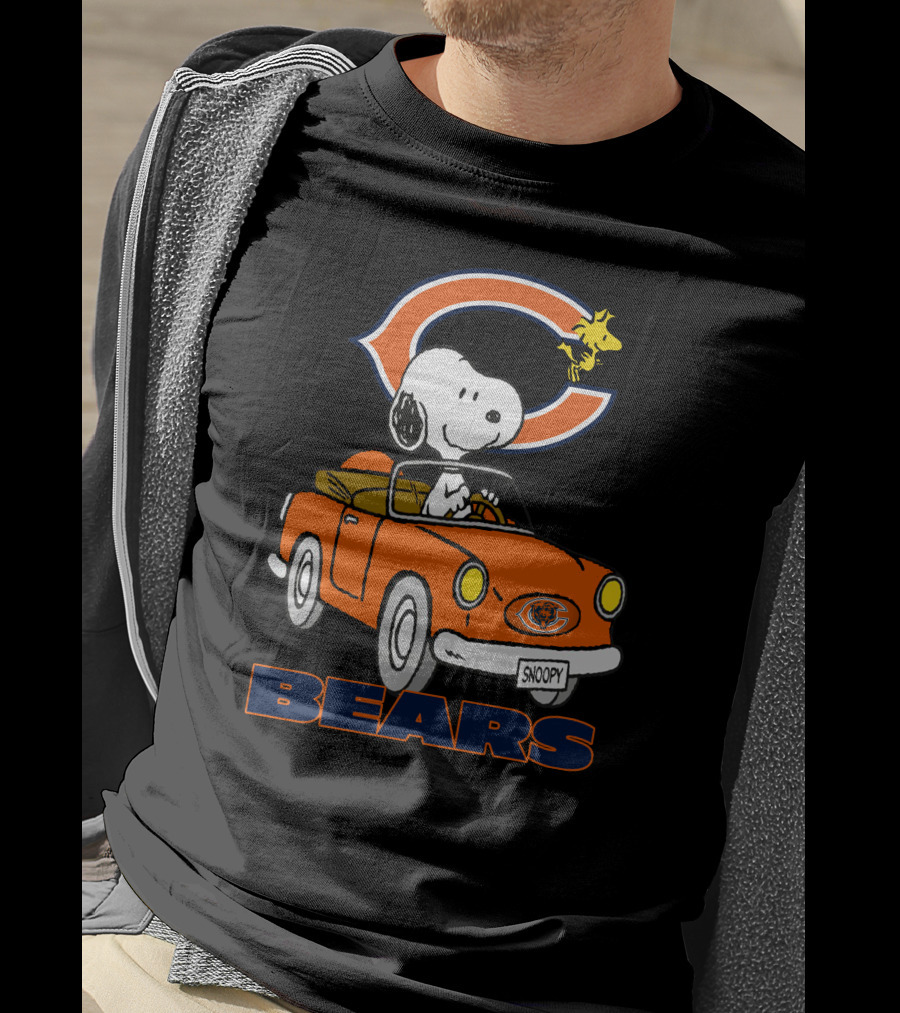 Chicago Bears Snoopy Driving With Woodstock T-Shirt