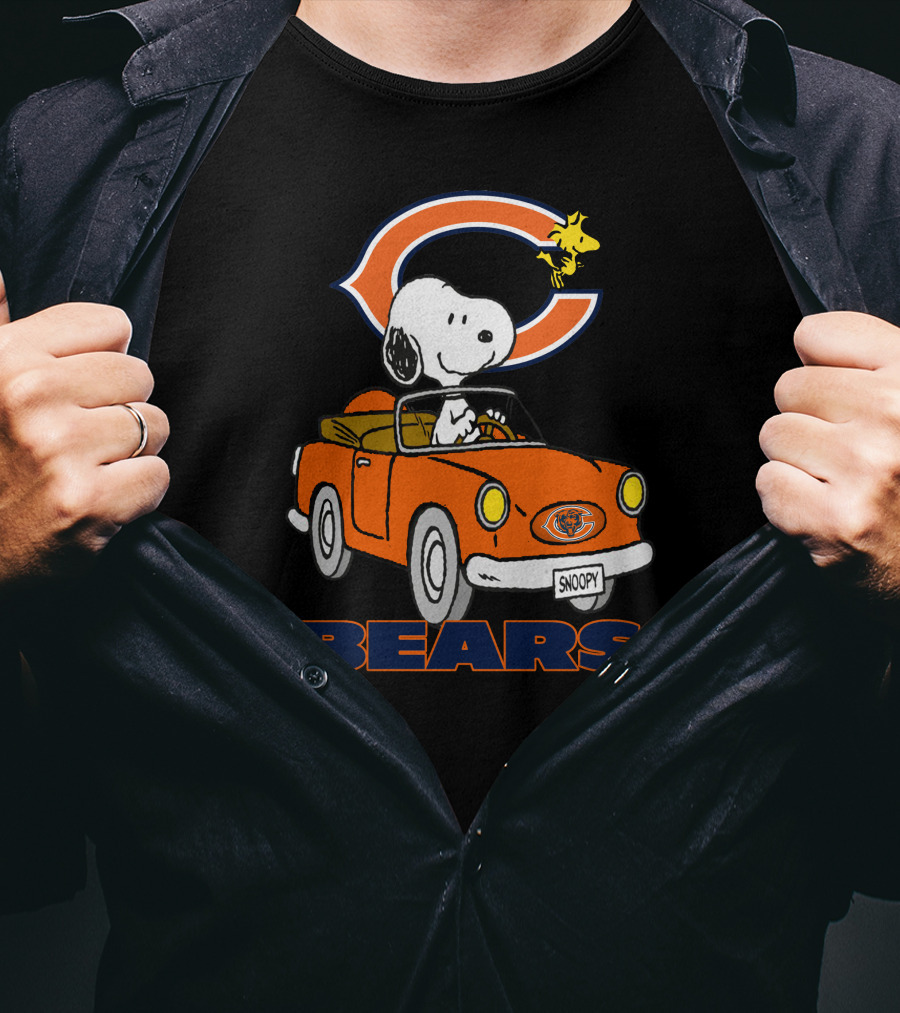 Chicago Bears Snoopy Driving With Woodstock T-Shirt