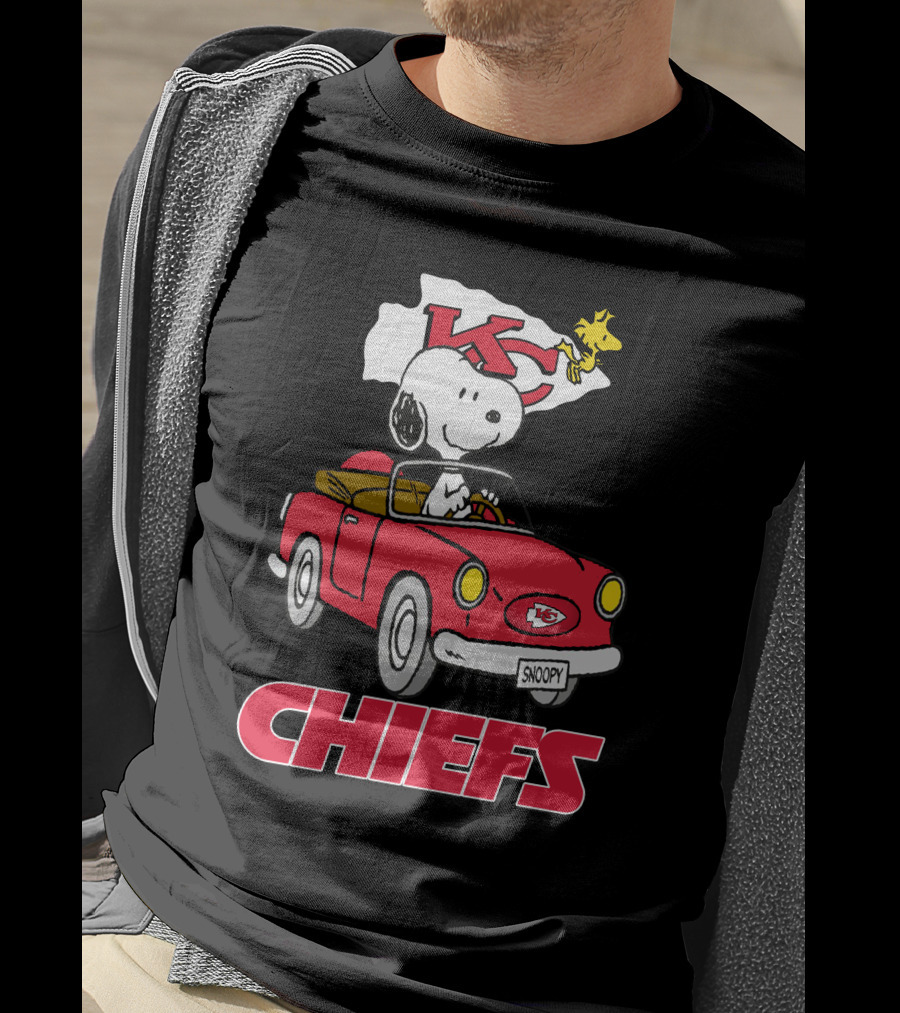 Chiefs Snoopy Driving With KC Flag T-Shirt