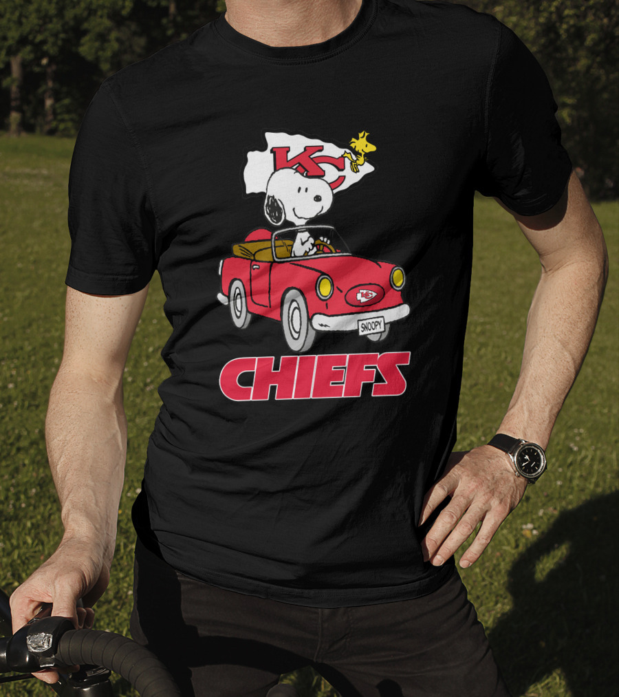 Chiefs Snoopy Driving With KC Flag T-Shirt
