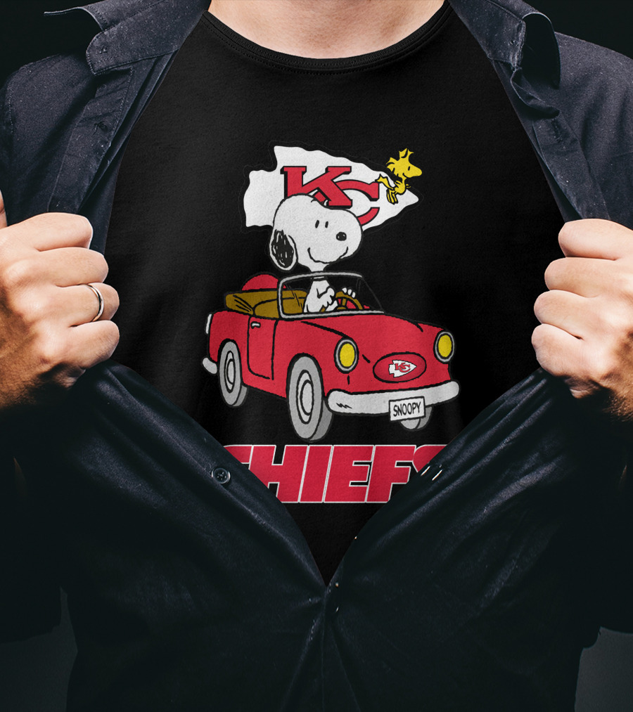 Chiefs Snoopy Driving With KC Flag T-Shirt