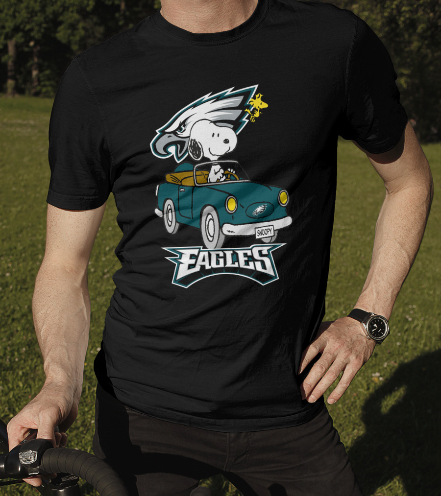 Philadelphia Eagles Snoopy Woodstock Driving Fun T-Shirt