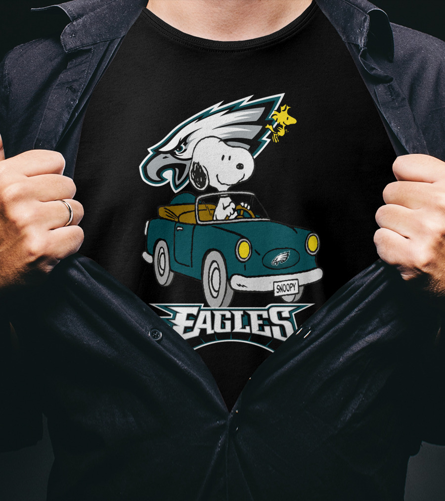 Philadelphia Eagles Snoopy Woodstock Driving Fun T-Shirt