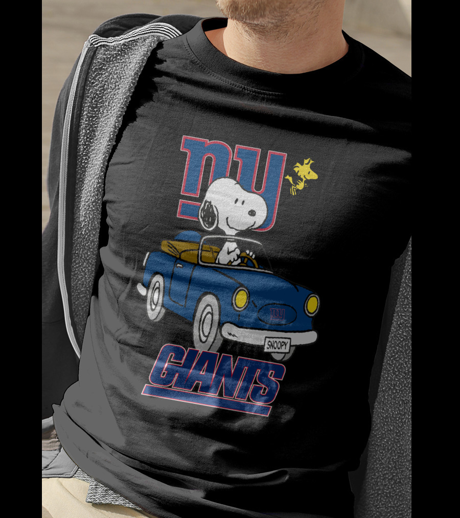 NY Giants Snoopy And Woodstock In Blue Car Ride T-Shirt