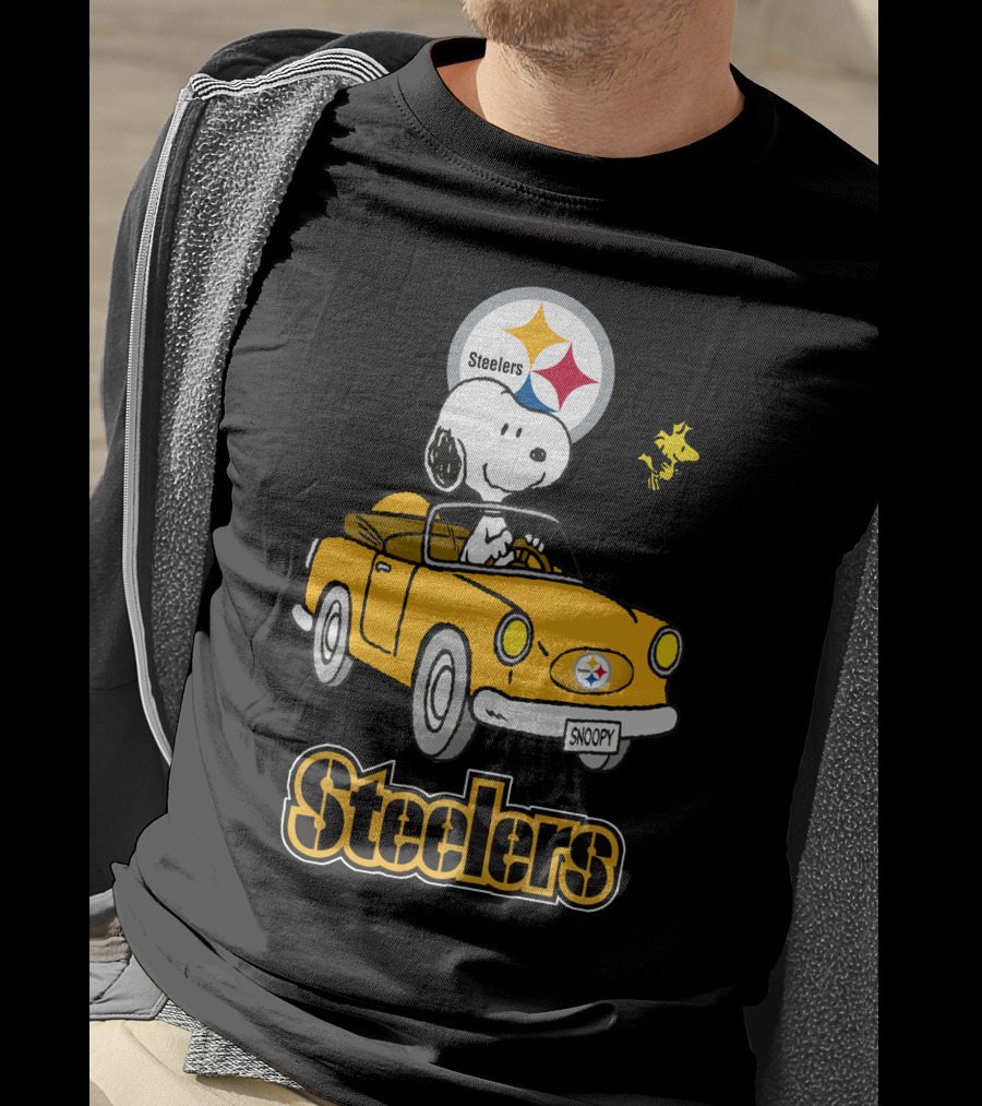 Steelers Snoopy Driving With Woodstock In Yellow Car T-Shirt
