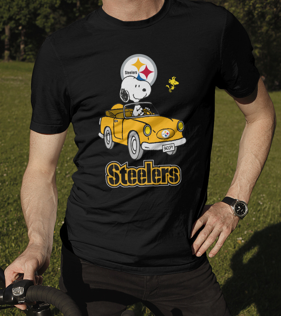 Steelers Snoopy Driving With Woodstock In Yellow Car T-Shirt