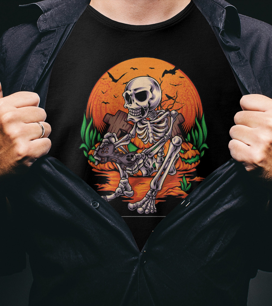 Skeleton Gamer Halloween Pumpkin Bat Gaming Controller Scene T-Shirt