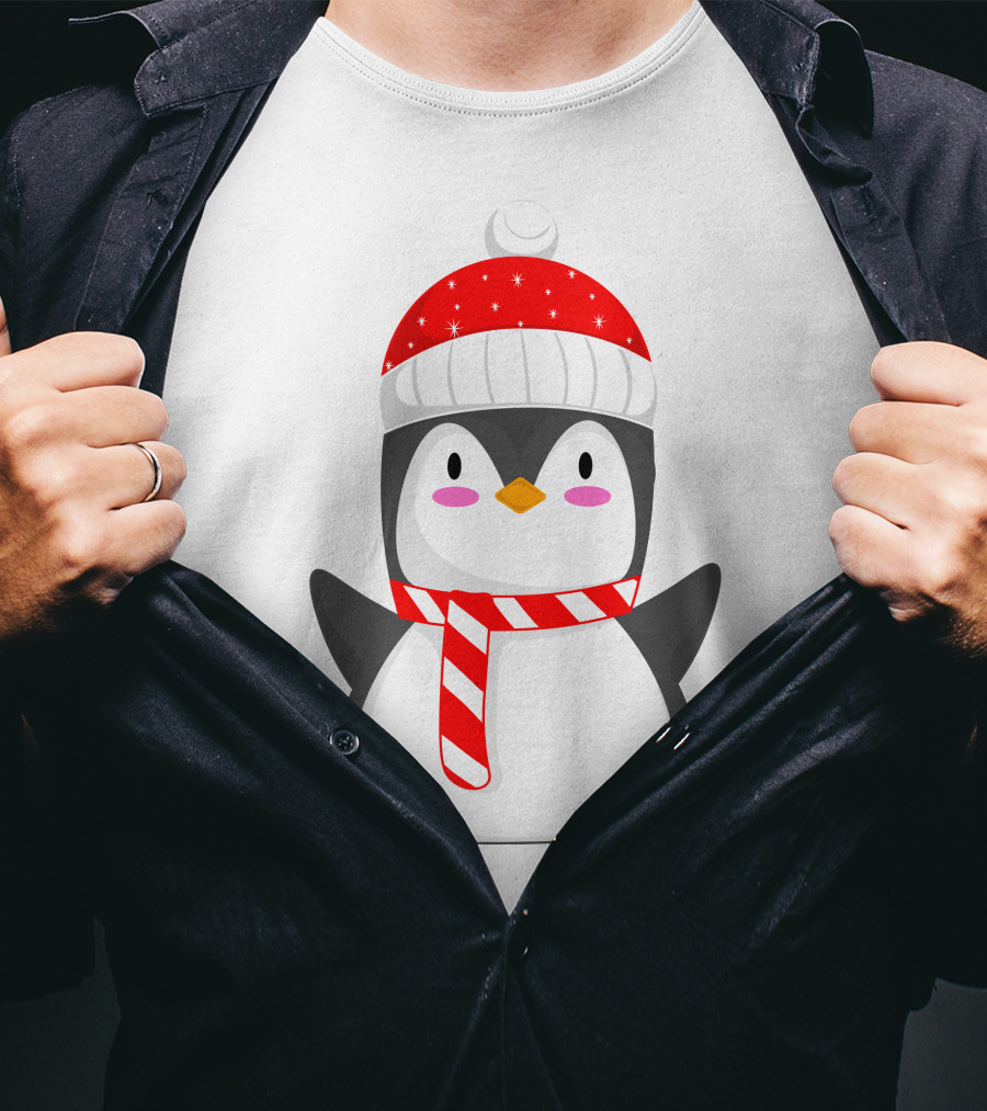 Pinguine Wearing Red Hat And Scarf Resembling A Snowman T-Shirt