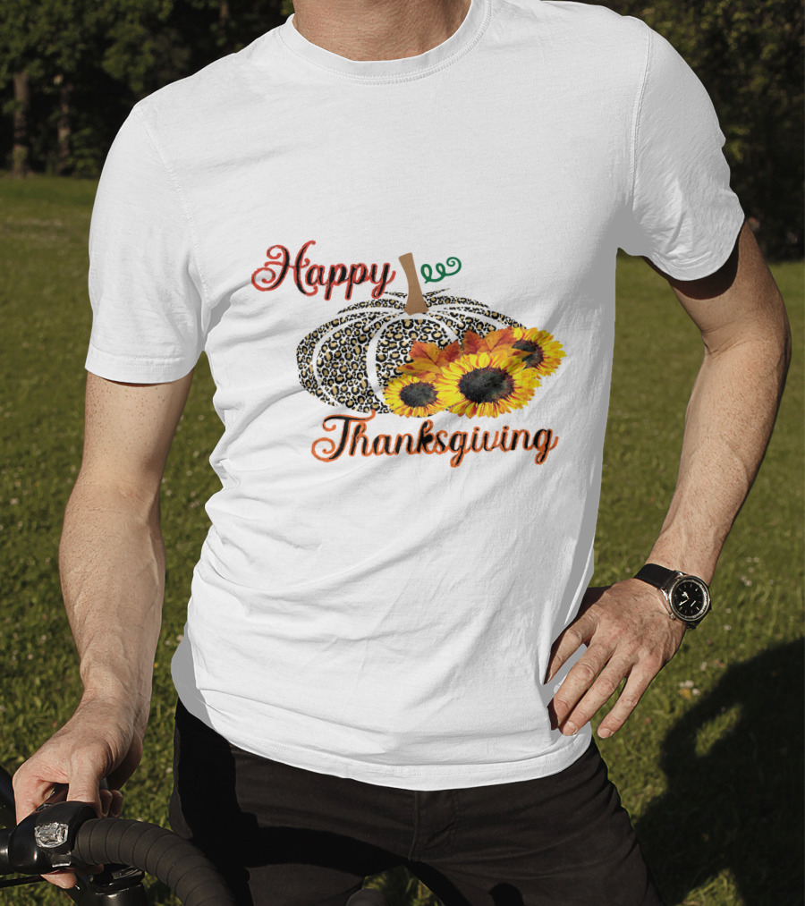 Happy Thanksgiving Leopard Print Pumpkin Sunflowers T-Shirt