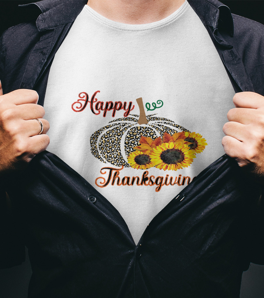 Happy Thanksgiving Leopard Print Pumpkin Sunflowers T-Shirt