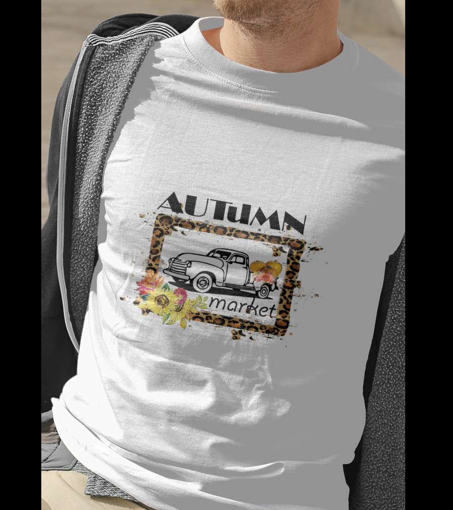 Autumn Market Vintage Truck With Pumpkins And Flowers T-Shirt