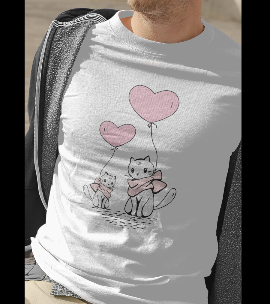 Cute Cat Mom And Daughter With Heart Balloons T-Shirt