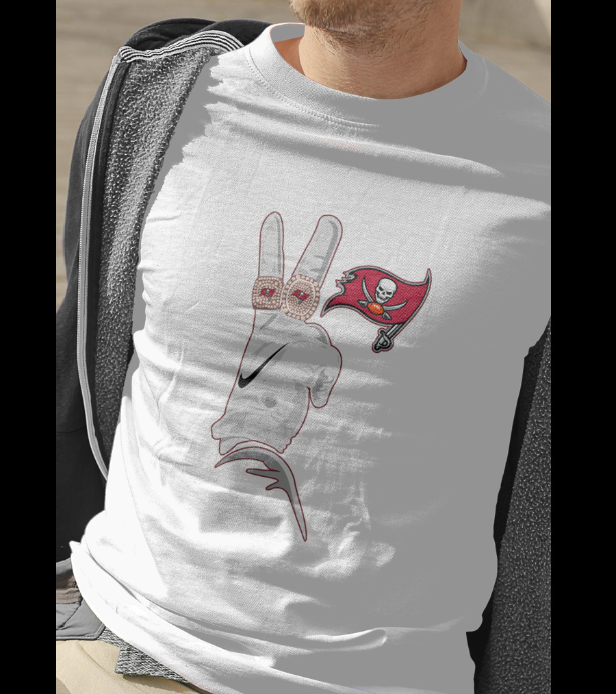 Red Tampa Bay Buccaneers Peace Sign With Logo And Rings T-Shirt