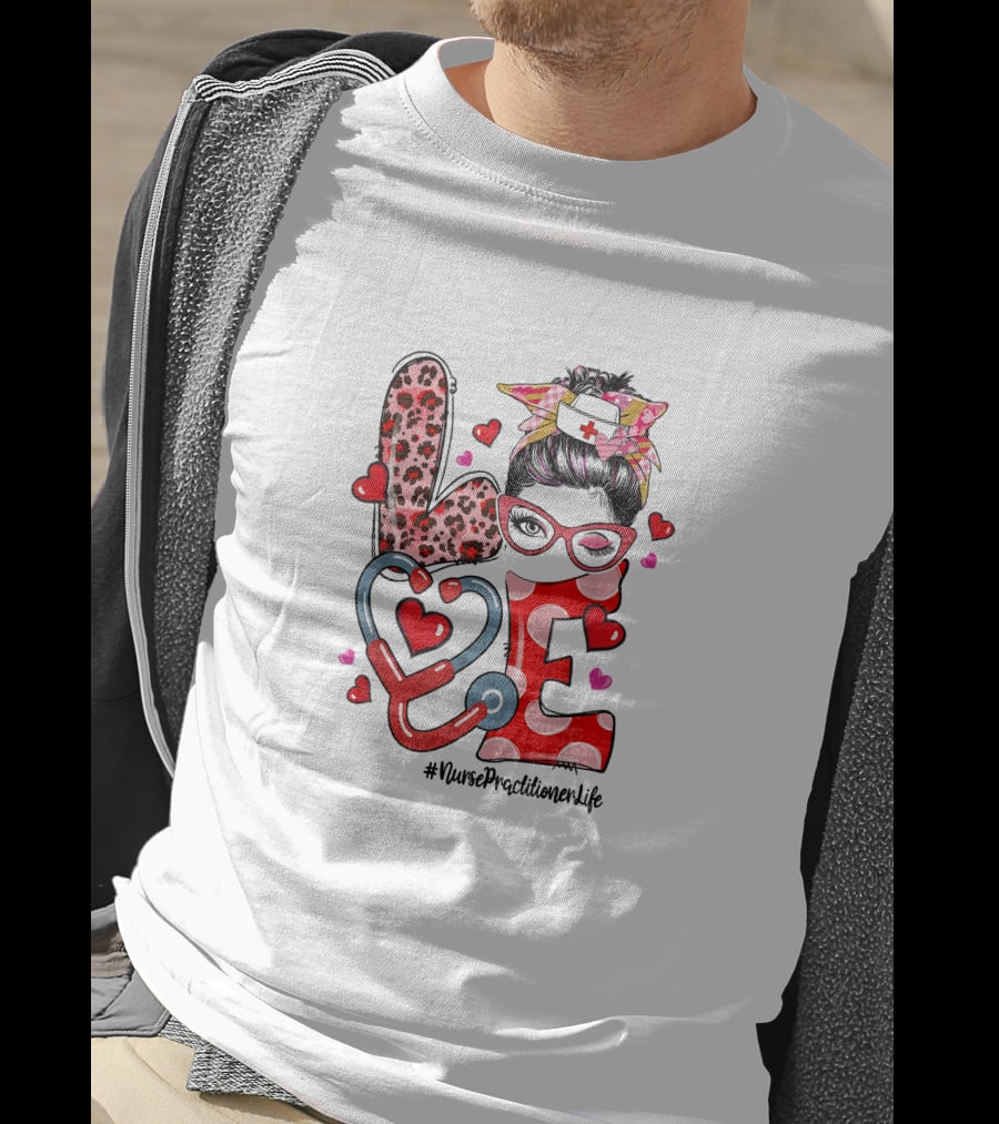 LOVE Nurse Practitioner Life Stethoscope Heart Glasses Bandana T-Shirt