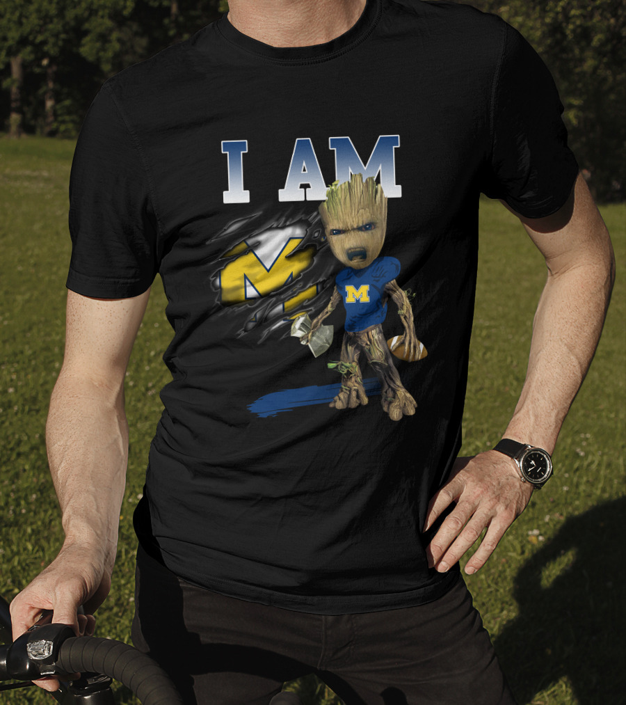 I Am Michigan Groot Football Axe M T-Shirt