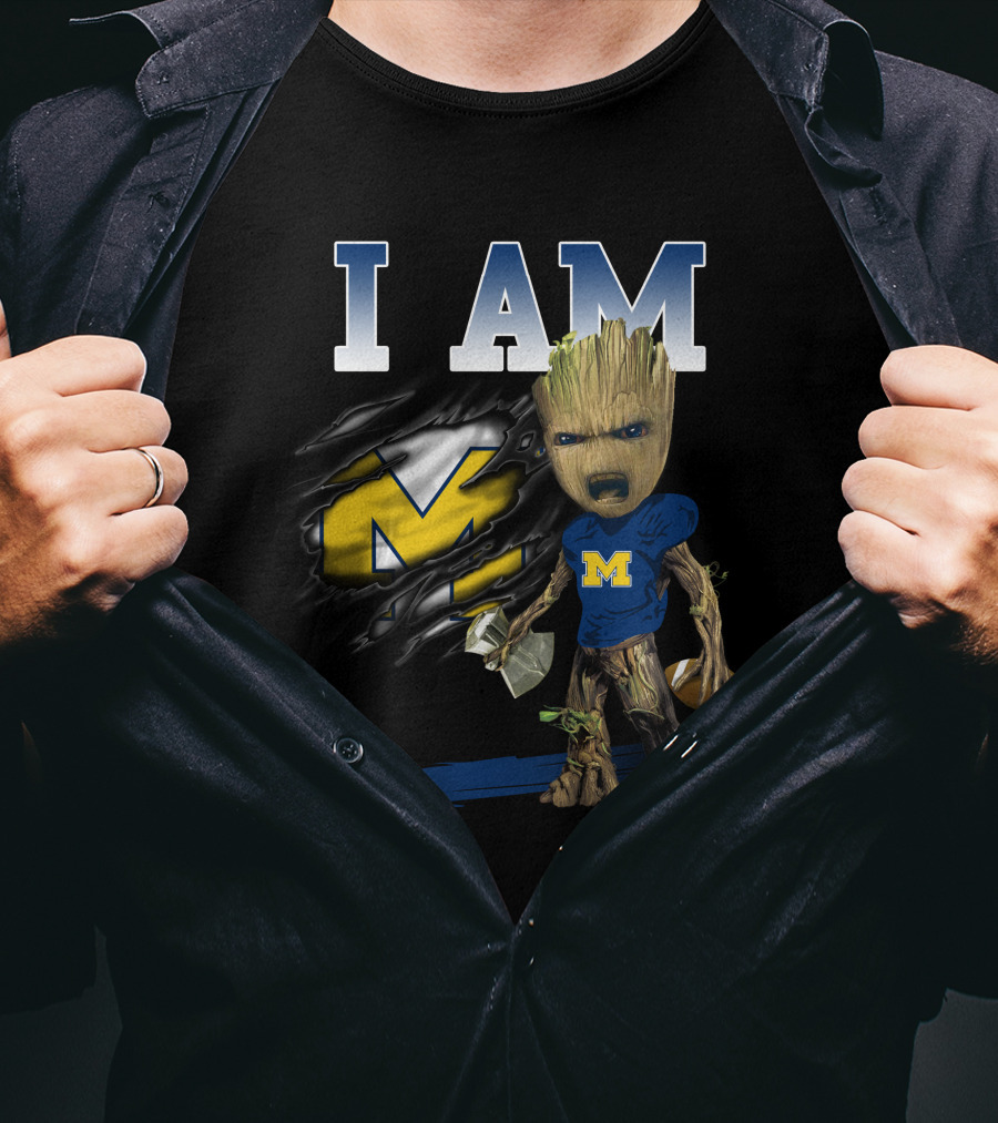 I Am Michigan Groot Football Axe M T-Shirt