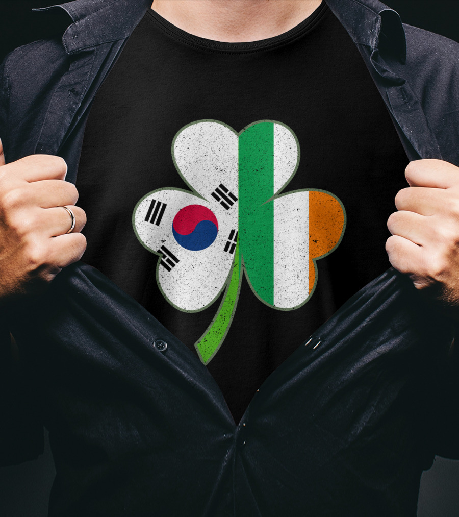 St Patricks Day Irish Korean Shamrock Green Clover Flag Fusion T-Shirt