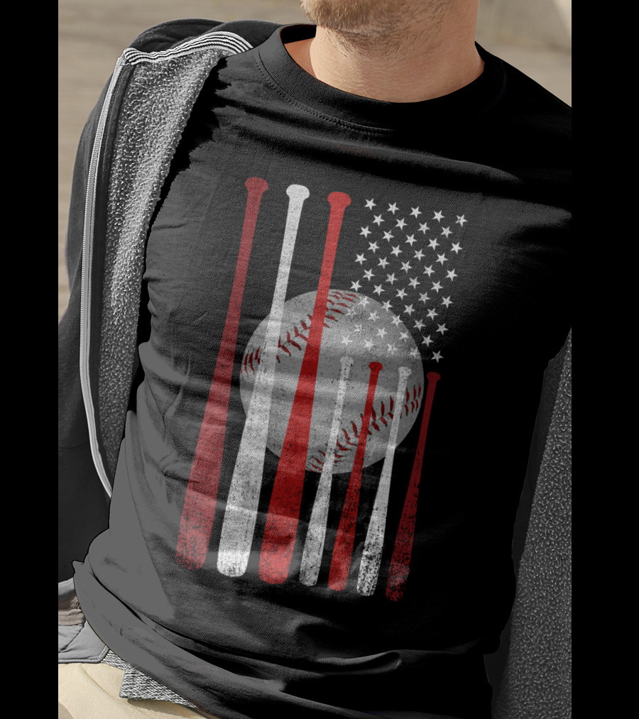 Vintage American Flag Baseball Bats And Ball Stars T-Shirt