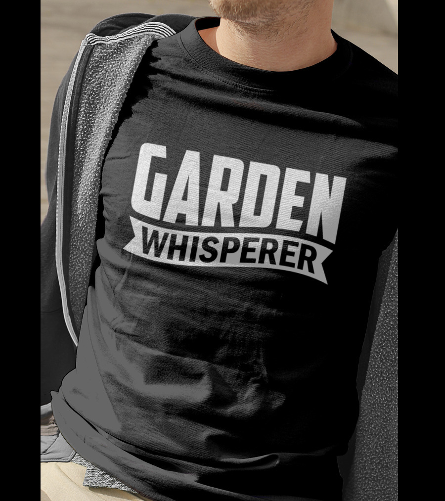 GARDEN WHISPERER Text T-Shirt