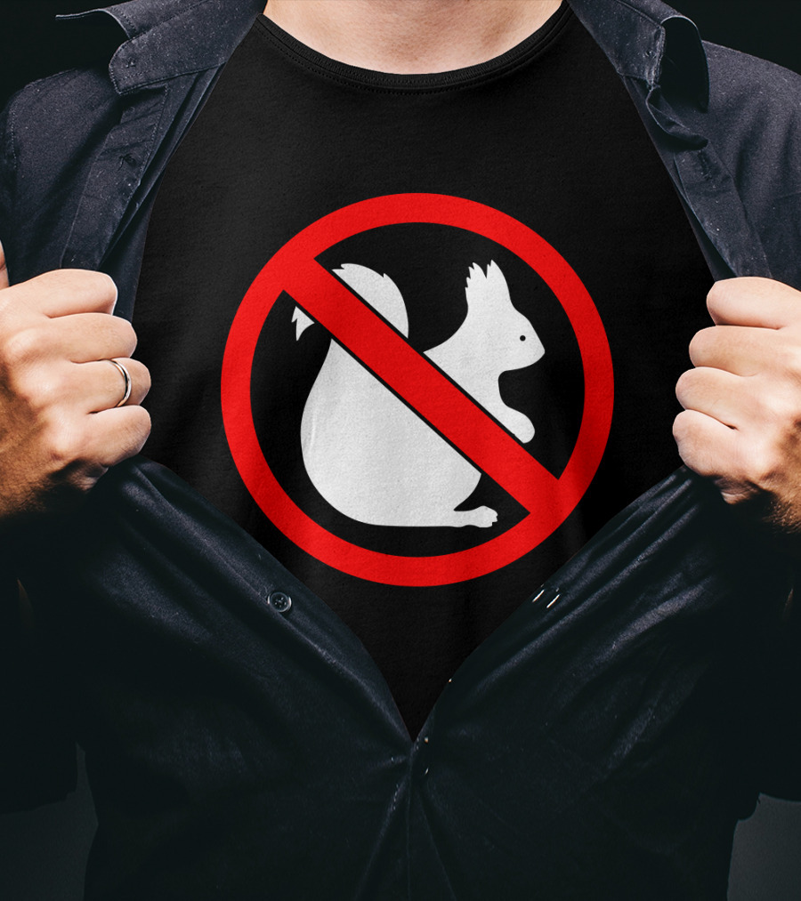 No Squirrel Symbol With Prohibition Sign T-Shirt