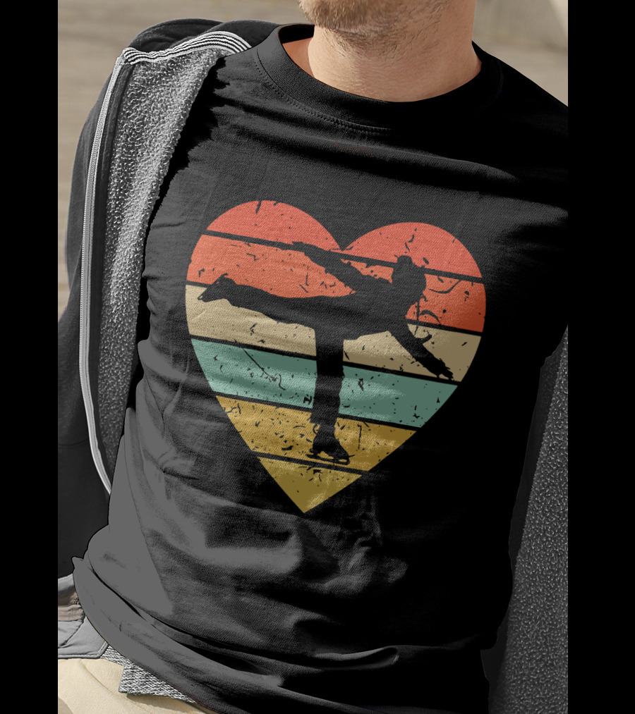 Vintage Heart Figure Skater Ice Skating Sport T-Shirt
