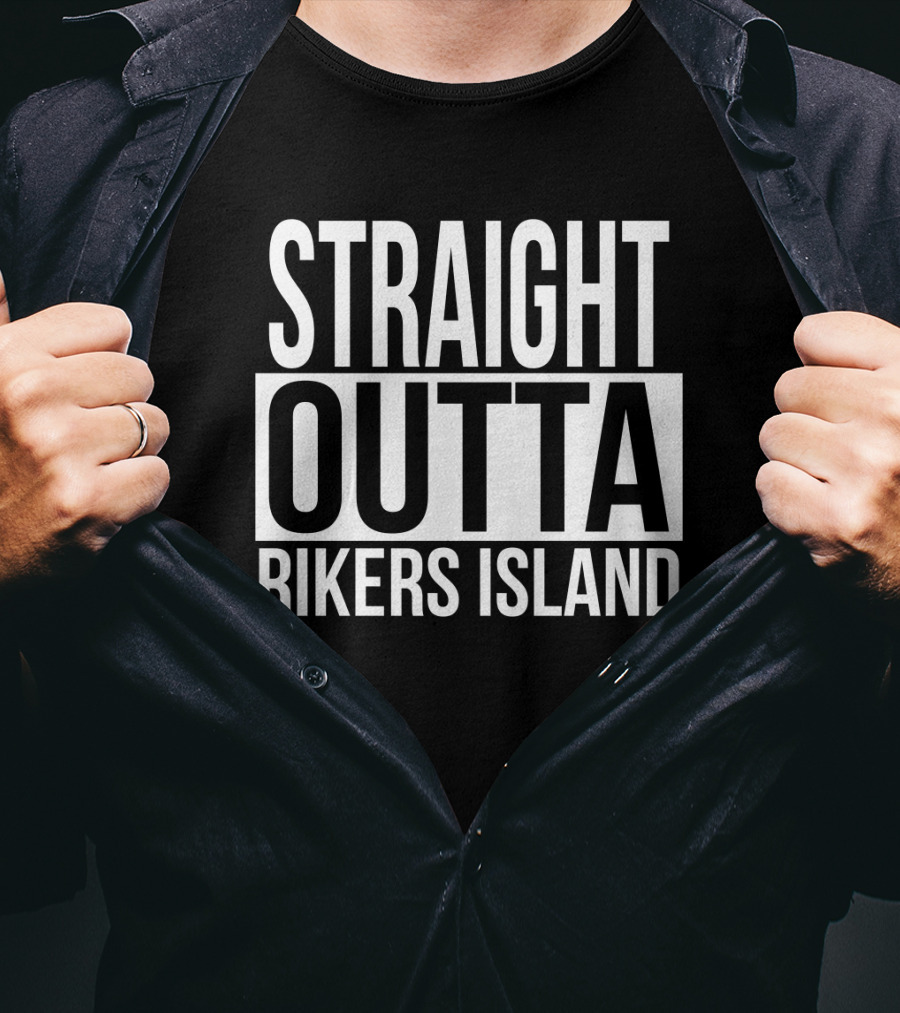 Straight Outta Rikers Island Typography Emphasizing T-Shirt