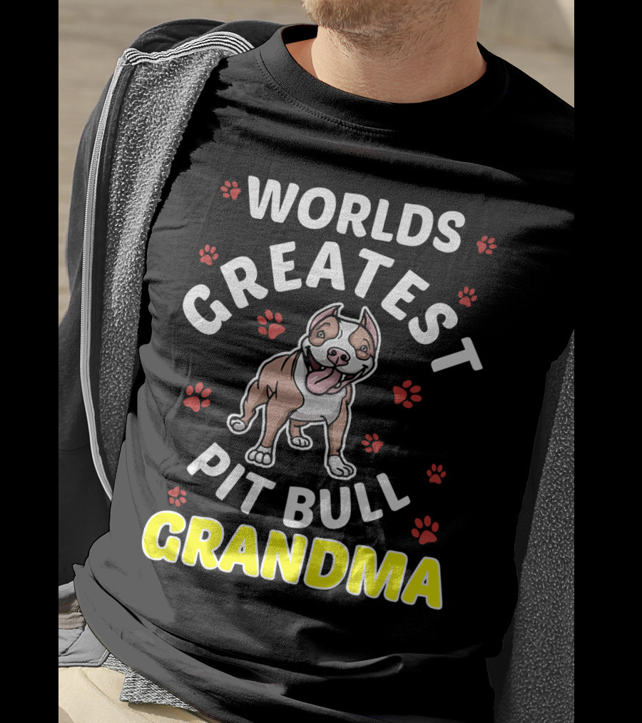 WORLDS GREATEST PIT BULL GRANDMA Paws And Smiling Pitbull T-Shirt