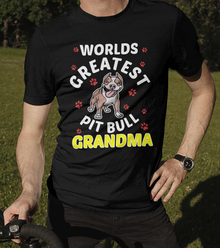 WORLDS GREATEST PIT BULL GRANDMA Paws And Smiling Pitbull T-Shirt