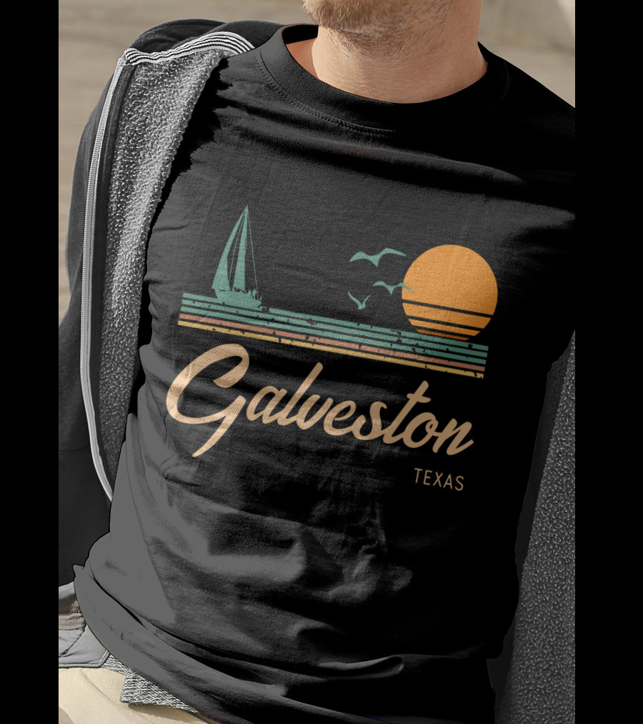 Vintage Galveston Texas Sailboat And Sunset Scene T-Shirt