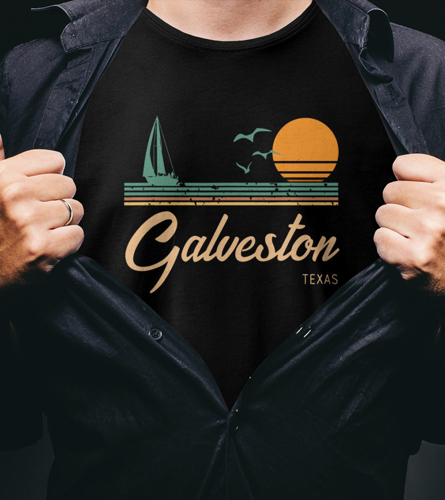 Vintage Galveston Texas Sailboat And Sunset Scene T-Shirt