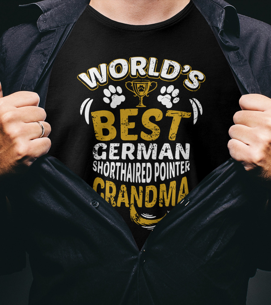 World's Best German Shorthaired Pointer Grandma With Trophy And Paw Prints T-Shirt