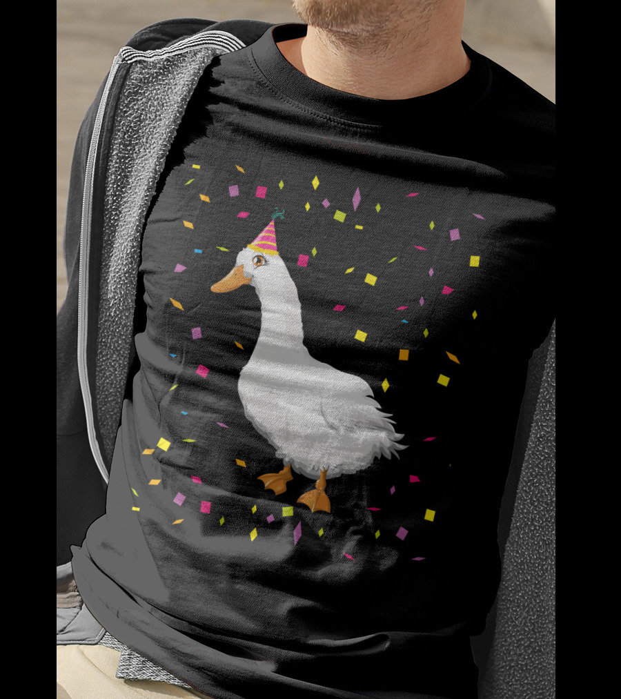 Funny Duck Birthday Party Hat Confetti T-Shirt