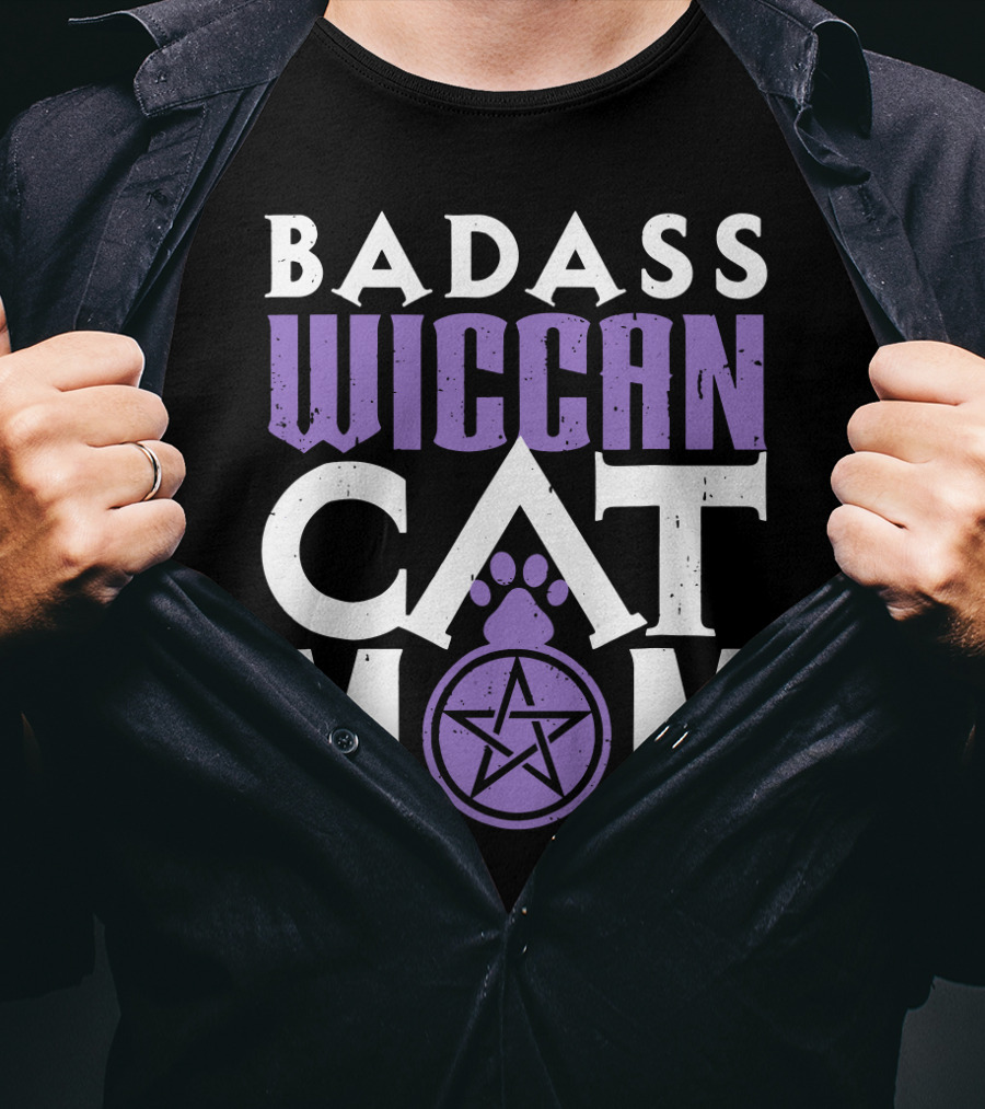 Badass Wiccan Cat Mom With Pentagram Paw Prints T-Shirt