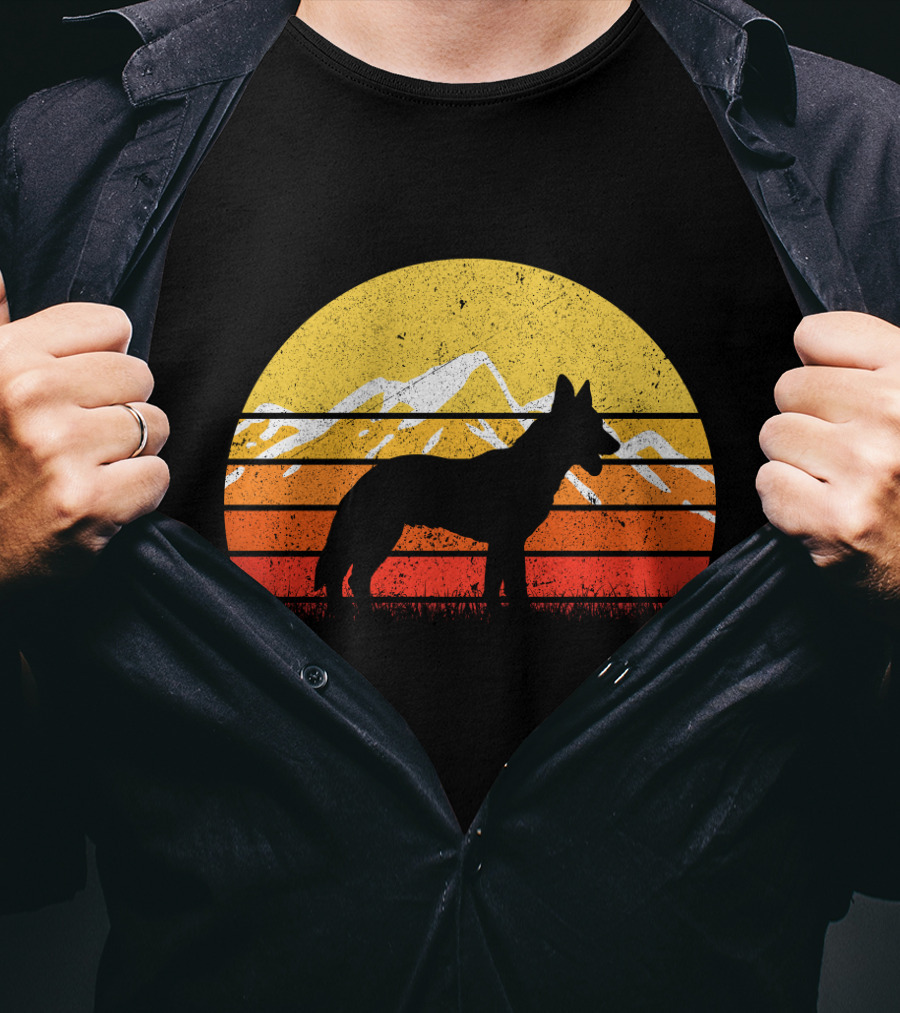 Retro Vintage Belgian Malinois Dog Sunset Mountain T-Shirt