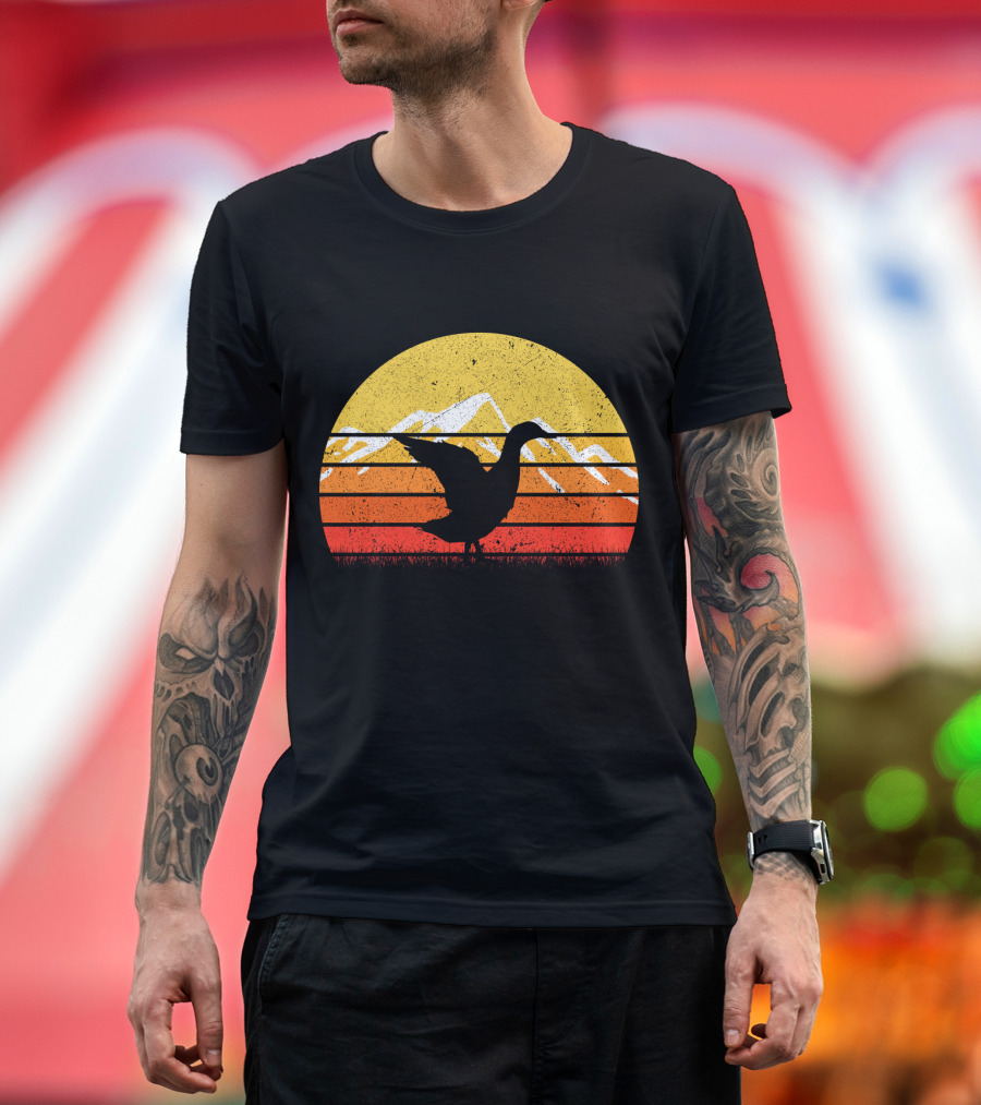 Retro Vintage Duck Silhouette with Sunset and Mountain Stripes T-Shirt