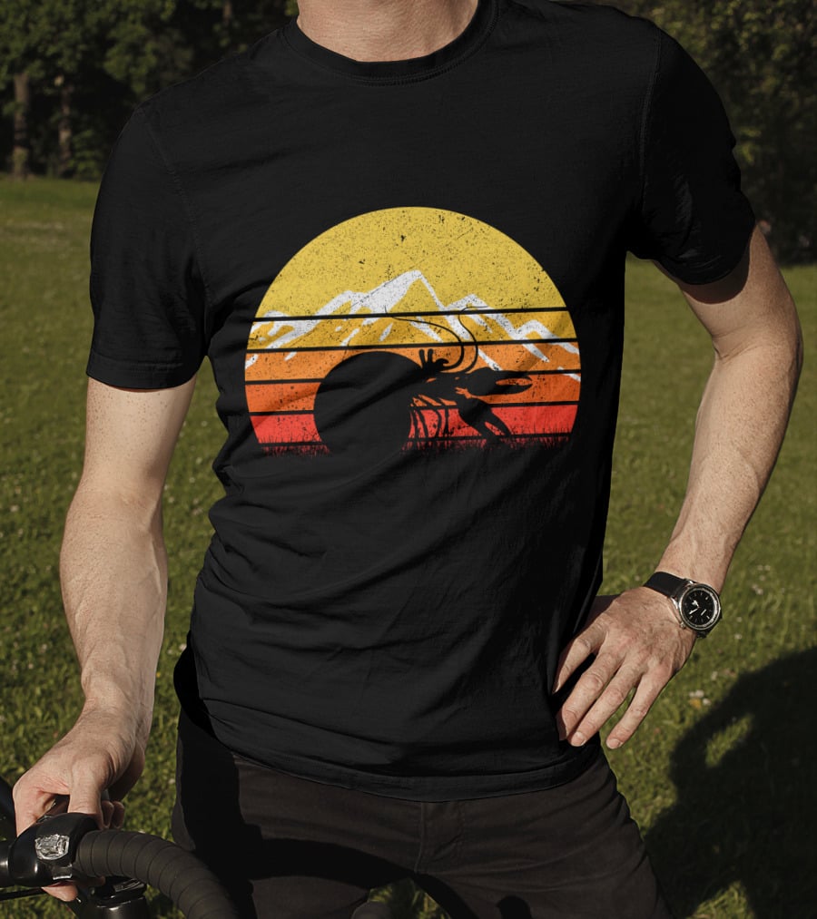 Retro Vintage Hermit Crab Sunset Silhouette Mountains T-Shirt