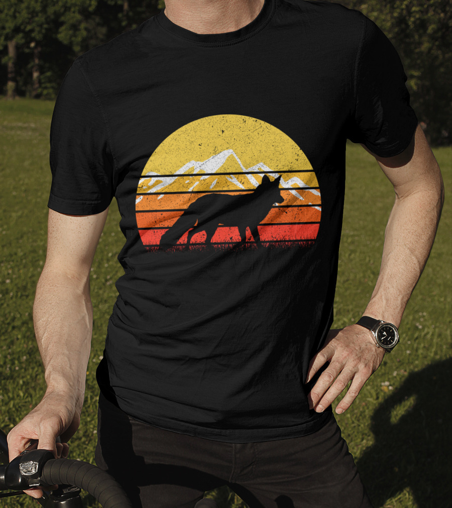 Retro Vintage Fox Silhouette With Mountains And Sunset Stripes T-Shirt