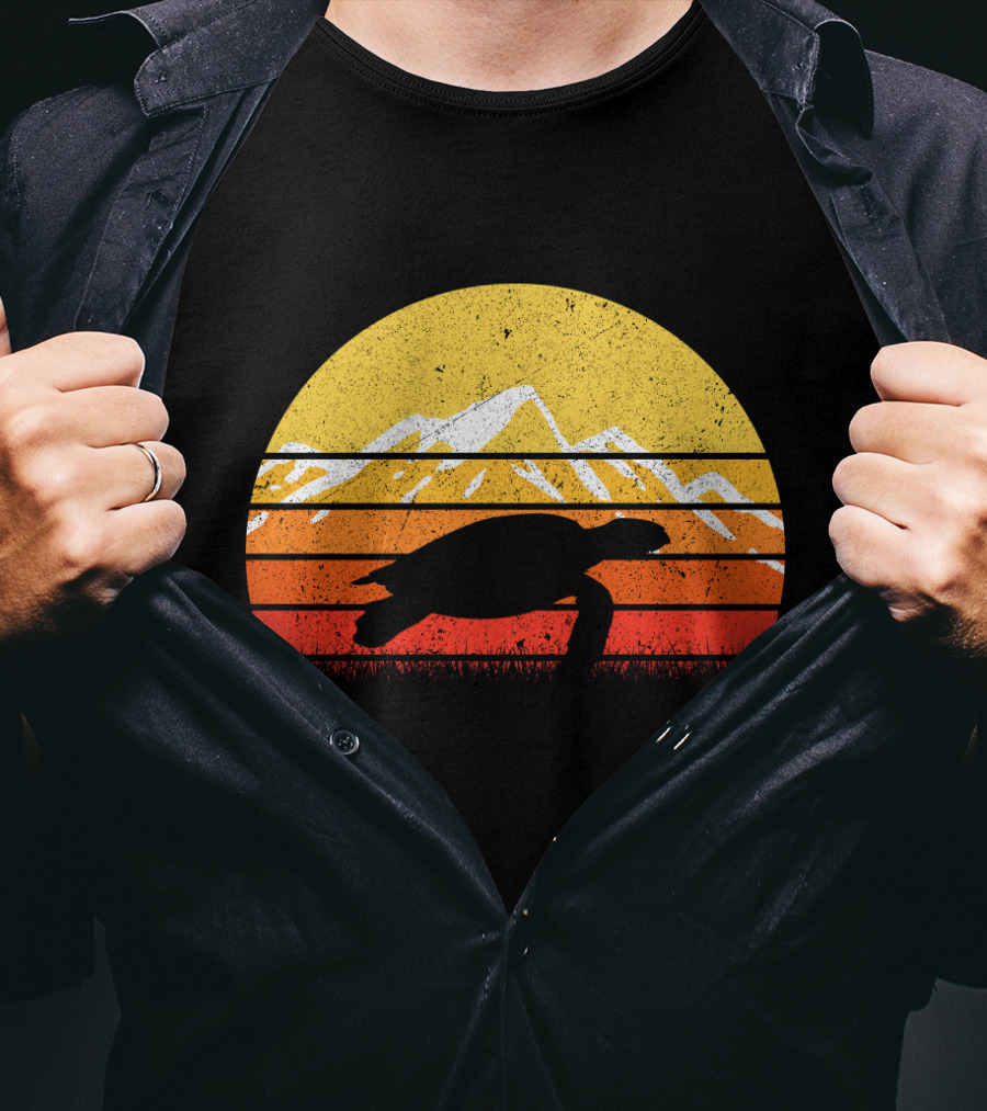 Retro Vintage Sea Turtle Sunset Mountain T-Shirt
