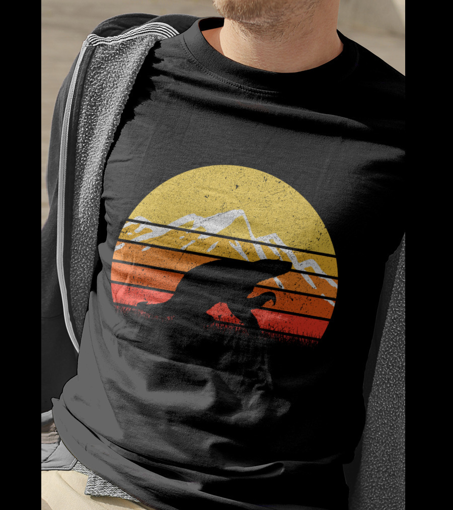 Retro Vintage Sloth Silhouette Sunset Mountain Scene T-Shirt