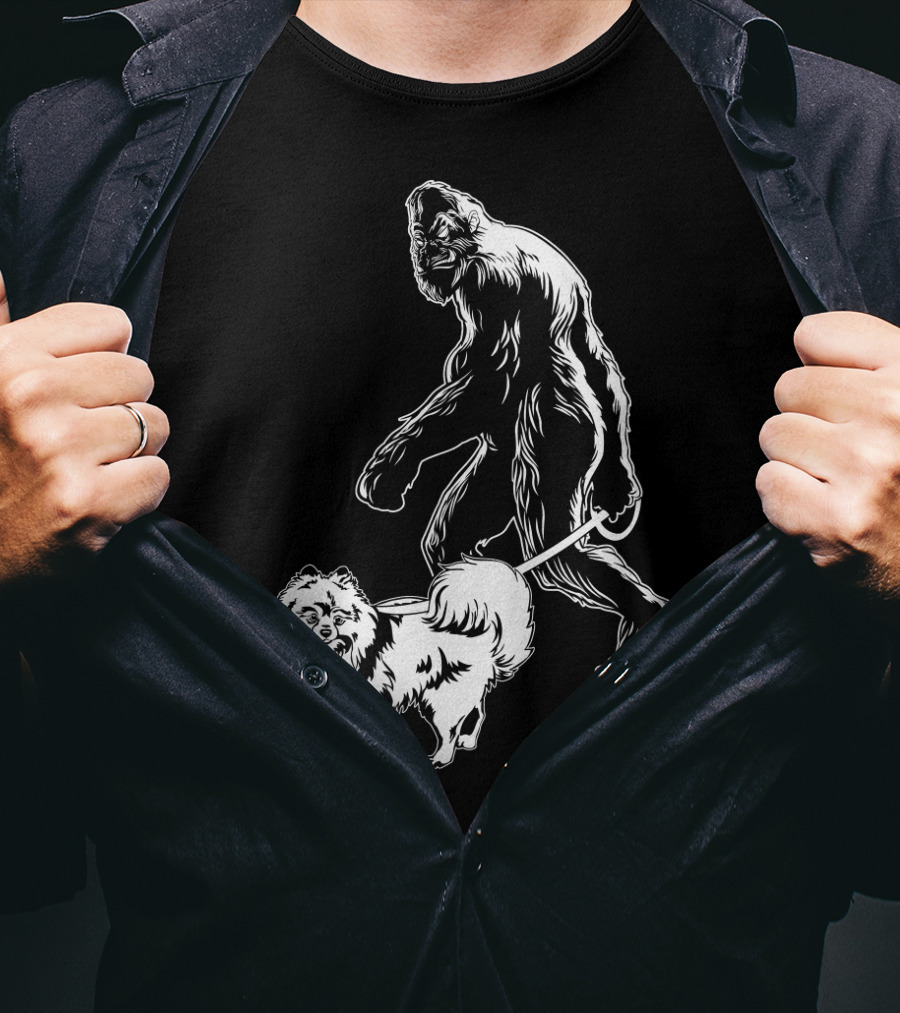 Bigfoot Walking Pomeranian Dog T-Shirt
