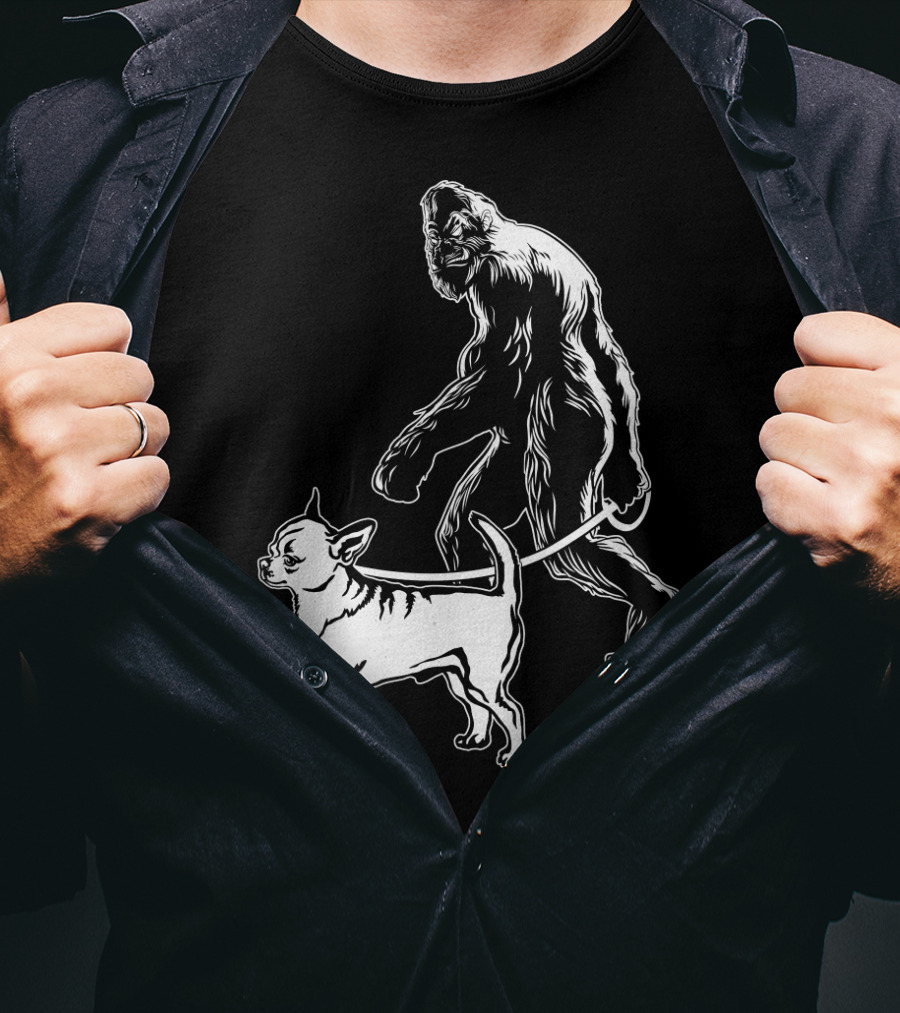 Bigfoot Walking Chihuahua Dog T-Shirt