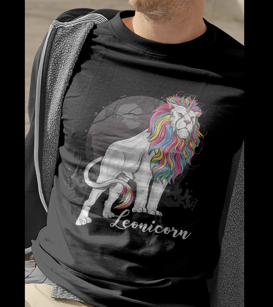 Leonicorn Rainbow-Maned Lion Unicorn Fusion T-Shirt