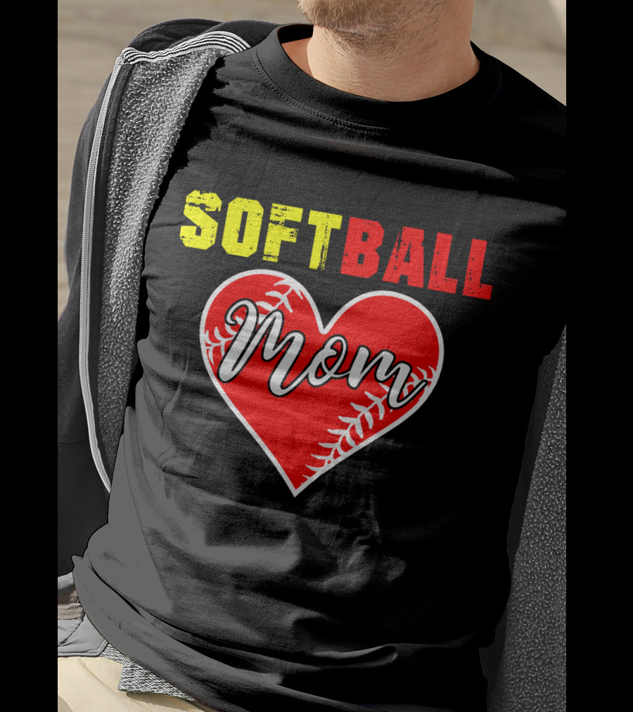 Softball Mom Heart Softball Fans T-Shirt
