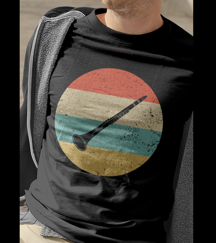 Vintage Retro Oboe Circle With Distressed Stripes T-Shirt