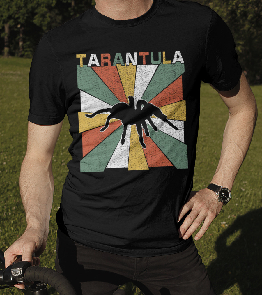 Tarantula Retro 70s Vintage Silhouette With Colorful Geometric Background T-Shirt