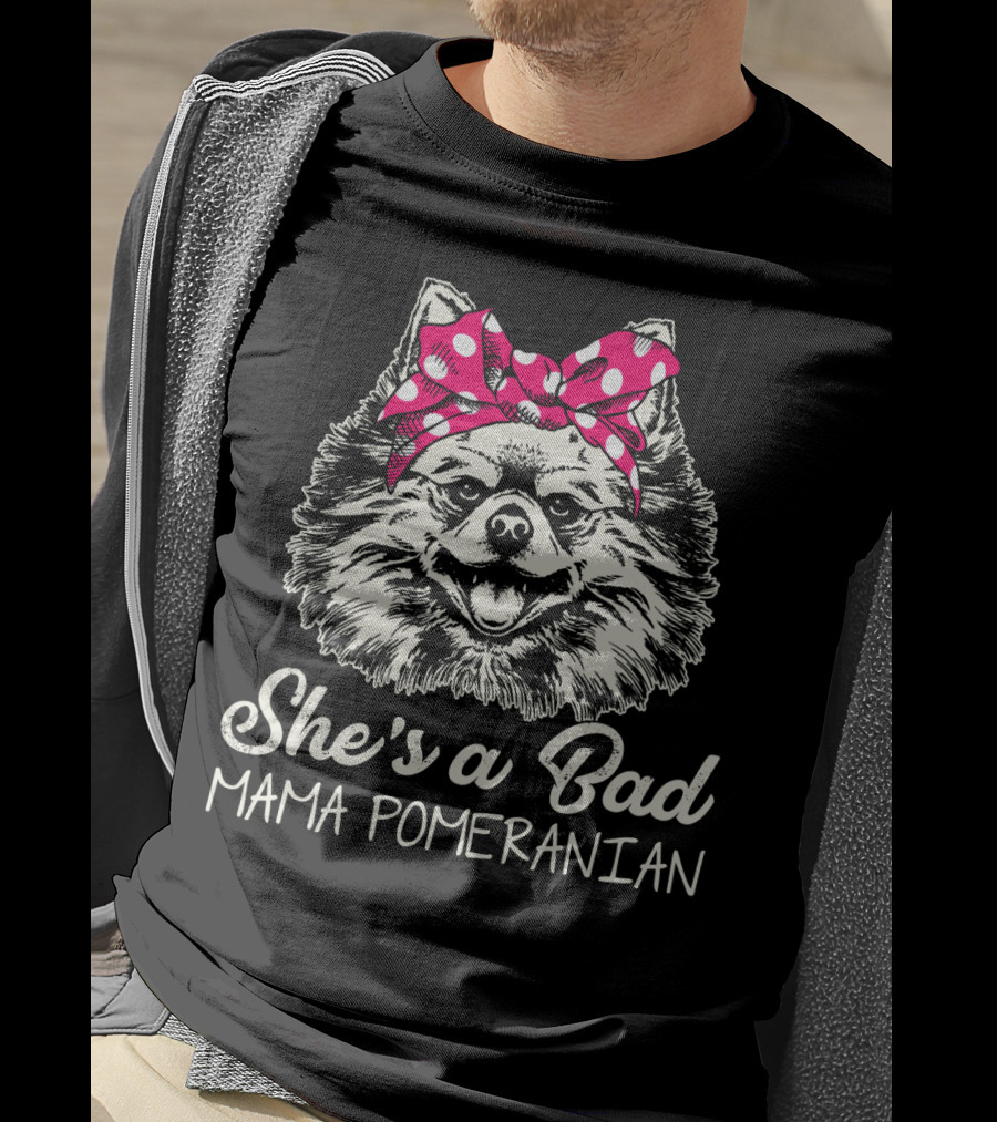 She's A Bad Mama Pomeranian Red Polka Dot Bow T-Shirt