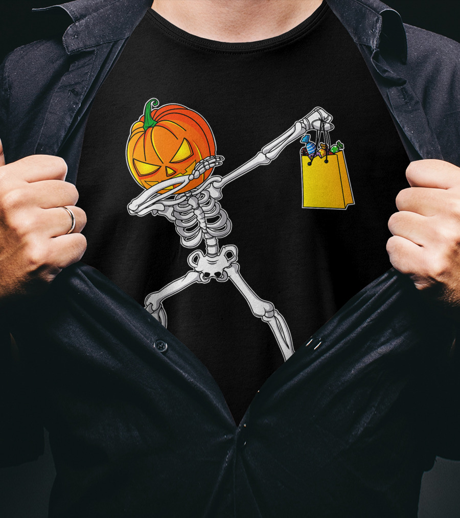 Funny Dabbing Skeleton With Pumpkin Head And Candy Bag For Halloween Kids T-Shirt