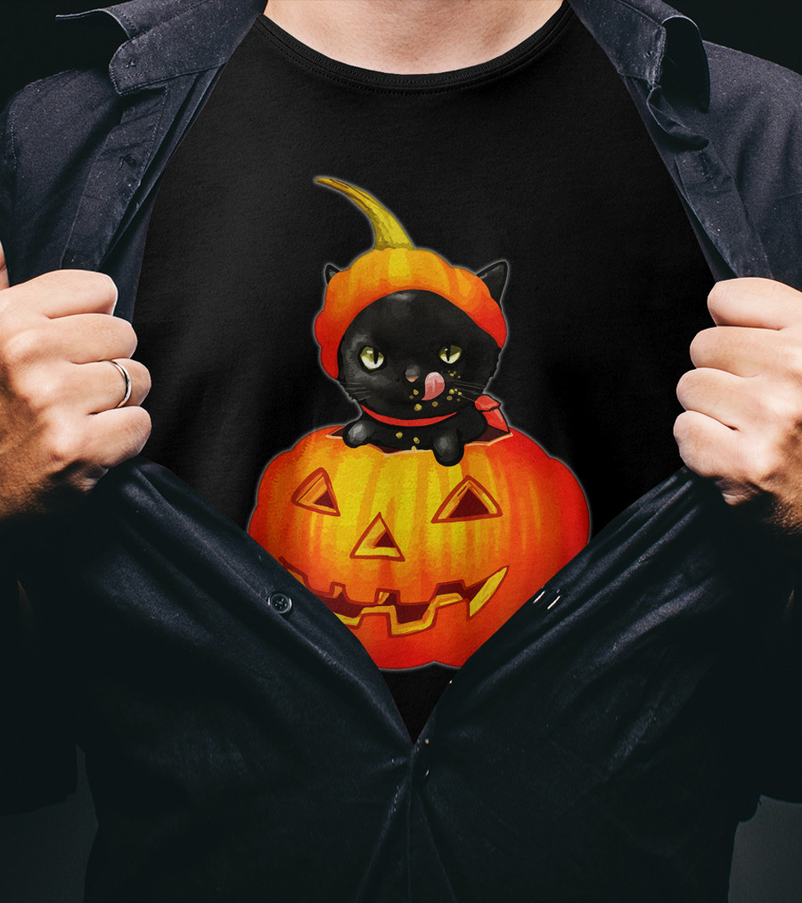 Funny Halloween Cats And Pumpkins With Scary Black Cat T-Shirt