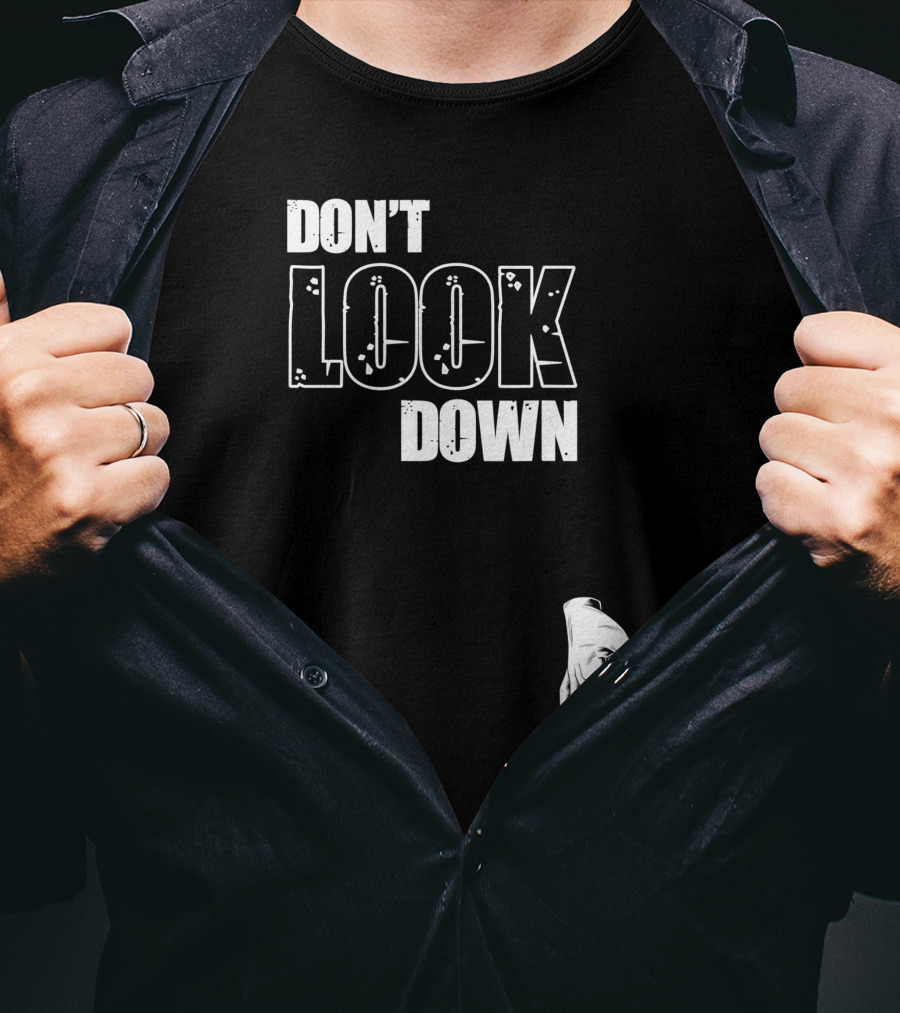 DON'T LOOK DOWN Gesture Prank Game T-Shirt