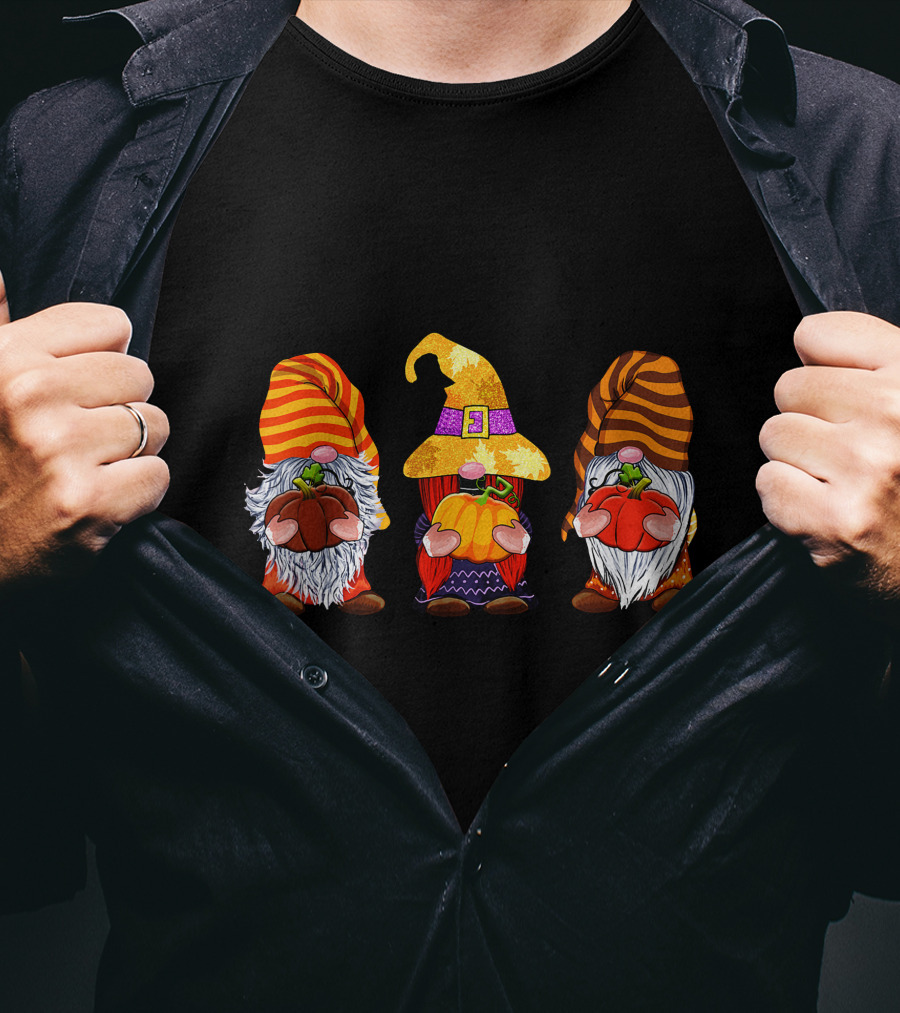 Cute Halloween Gnomes Autumn Pumpkins Cozy Fall Holiday T-Shirt